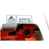 Image 2 : Allis Chalmers 200 Country Classics 1/16 Has Box *SIGNED*