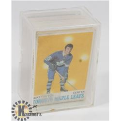 LOT OF 1968, 1969, 1970 HOCKEY CARDS.