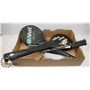 Image 1 : FLAT OF 4 BADMINTON RACKETS, 2 CASES & BIRDIES