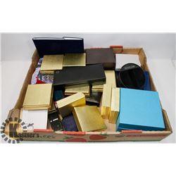 LOT OF JEWELRY BOXES