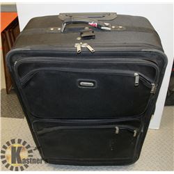 EXTRA LARGE SUIT CASE