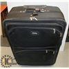 Image 1 : EXTRA LARGE SUIT CASE