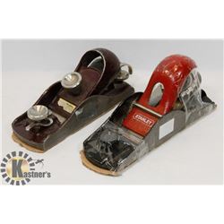 SET OF 2 VINTAGE PLANERS 1 STANLEY