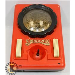 VINTAGE 1979 HASBRO "SKEDOODLE" DRAWING