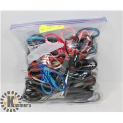 BAG OF SCISSORS