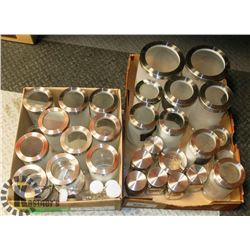 SHELF OF ASSORTED PANTRY JARS