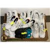 Image 1 : FLAT OF ASSORTED SIZES AND STYLES OF KIDS SHOES