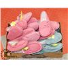 Image 1 : FLAT OF MOCCASIN STYLE KIDS SLIPPERS