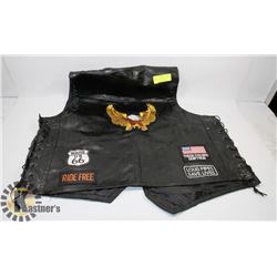 DIAMOND-PLATE GENUINE BUFFALO LEATHER VEST.
