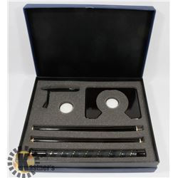 EXECUTIVE GOLF PUTTING PRACTICE SET