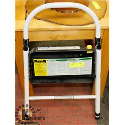 STEP STOOL