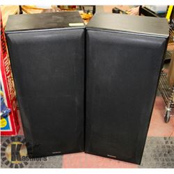 PAIR OF TECHNICS SPEAKERS