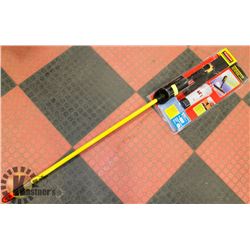 NEW RUBBERMAID PROFESSIONAL SPRAYER MOP