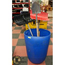 CASE OF LG GARBAGE BAGS, 2 SHOE SHOVELS, 45 GAL