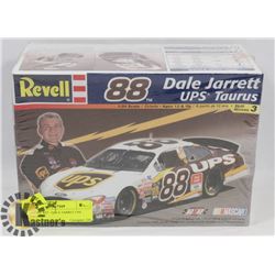 MODEL KIT - DALE JARRET UPS TAURUS