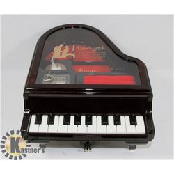 KINGS PIANO SHAPED MUSICAL JEWELRY BOX