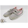 Image 1 : NORTH STAR GREY PINK SZ 4