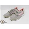 Image 1 : NORTH STAR GREY PINK SZ 4