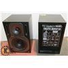 Image 1 : PAIR OF TRUTH B031A POWERED STUDIO MONITOR