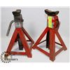 Image 1 : PAIR OF 2 TON AXLE STANDS.