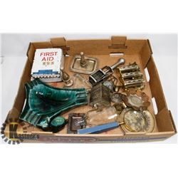 FLAT OF ASSORTED COLLECTIBLES INCLUDING