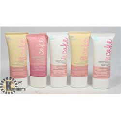 BAG WITH 5 BOTTLES ASSORTED CAKE CREAMS