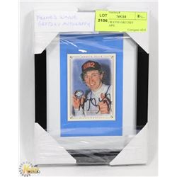 FRAMED WAYNE GRETZKY AUTOGRAPH.