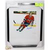 Image 1 : FRAMED GUY LAFLEUR AUTOGRAPHED PHOTO.