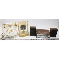 FLAT OF DECORATIVE COLLECTIBLES