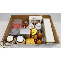 LOT OF 11 SALT & PEPPER SHAKERS