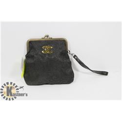 REPLICA  CHANEL WRISTLET