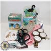 Image 1 : LARGE FLAT OF ASSORTED PET SUPPLIES
