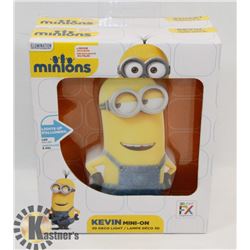 2 COLLECTIBLE MINIONS / KEVIN&STUART