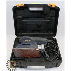 RONA 1/3 SHEET VIBRATING SANDER WITH CASE.