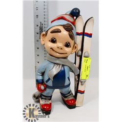 STATUE OF SNOW SKIER