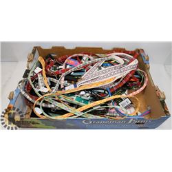 FLAT OF PET SUPPLIES