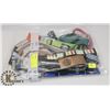 Image 1 : BAG OF DOG COLLARS AND/ OR LEASHES