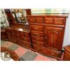 Image 3 : ESTATE SOLID WOOD 5PC PALLISTER BEDROOM DRESSER