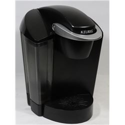 FULL SIZE KEURIG COFFEE MAKER W/REUSABLE