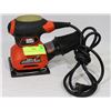 Image 1 : BLACK & DECKER PALM SANDER