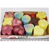 Image 1 : LOT OF LARGE SCENTED CANDLES.