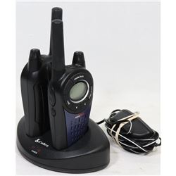 A PAIR OF COBRA 2-WAY RADIOS W/CHARGER