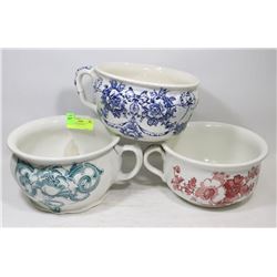 LOT OF 3 VINTAGE POTS