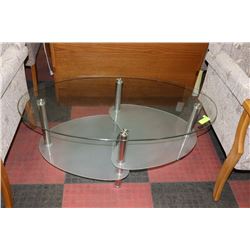 3 TIER OVAL GLASS COFFEE TABLE, 39.5"X20"X18"