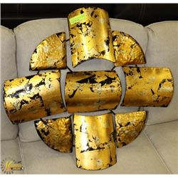 ABSTRACT-STYLE CIRCULAR WALL MOUNT