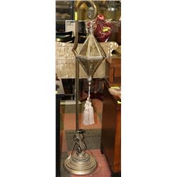 METAL FLOOR LAMP