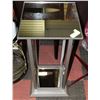 Image 1 : MIRROR PEDESTAL
