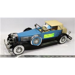 JIM BEAM DUESENBERG DECANTER BOTTLE