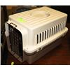 Image 1 : SMALL PET KENNEL.