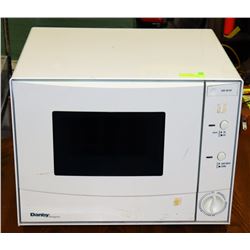 DANBY DESIGNER PORTABLE COUNTER TOP DISHWASHER